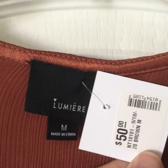 Lumiere by Bluspero blouse size medium - Picture 2 of 6